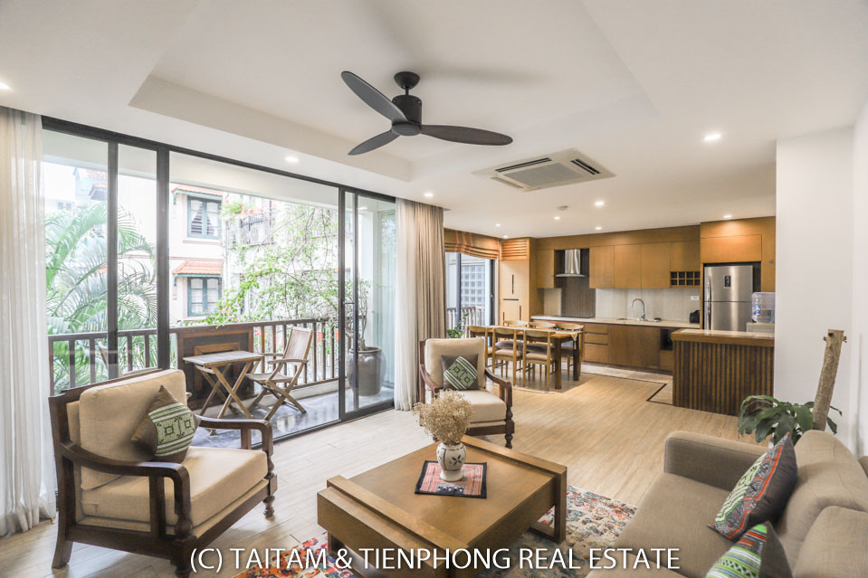 Brand new & modern style apartment on Xuan Dieu Str. 